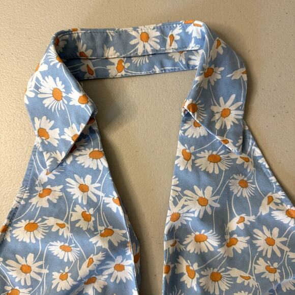 Milk & Honey Women's Blue Daisy Gathered Front Elastic Back Halter Top Medium - Picture 3 of 7